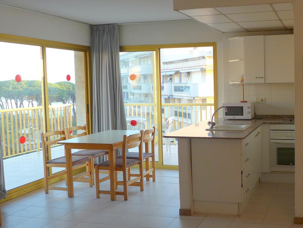 Aromar Rentalmar La Pineda Exterior foto