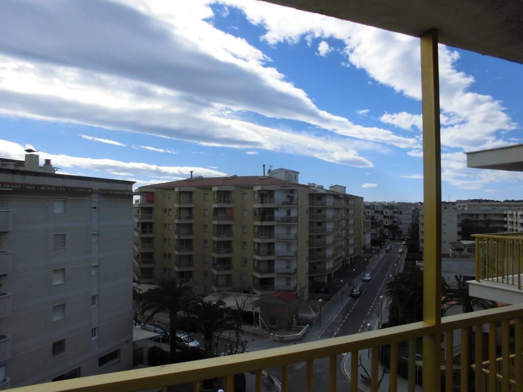 Aromar Rentalmar La Pineda Exterior foto